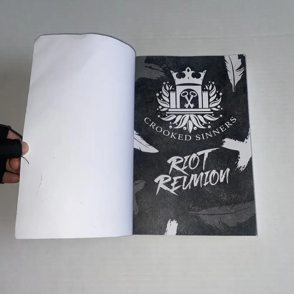 Callie Hart Riot Reunion (Paperback)